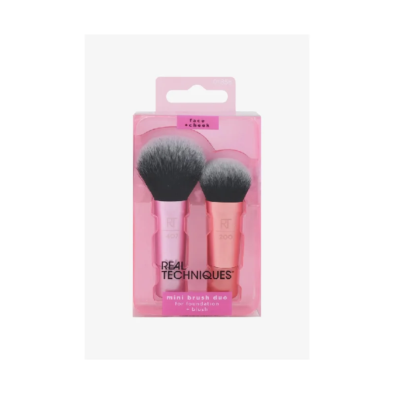 - Cat hair ball removal and hair removal creamReal Techniques Mini Brush Duo Kit