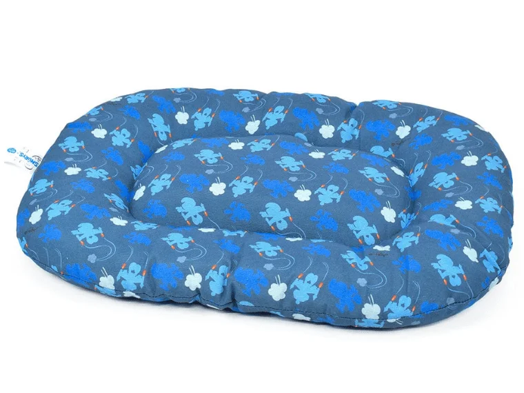 - ​​Christmas pet Christmas clothingThe Smurfs Oval Cushion Sewn